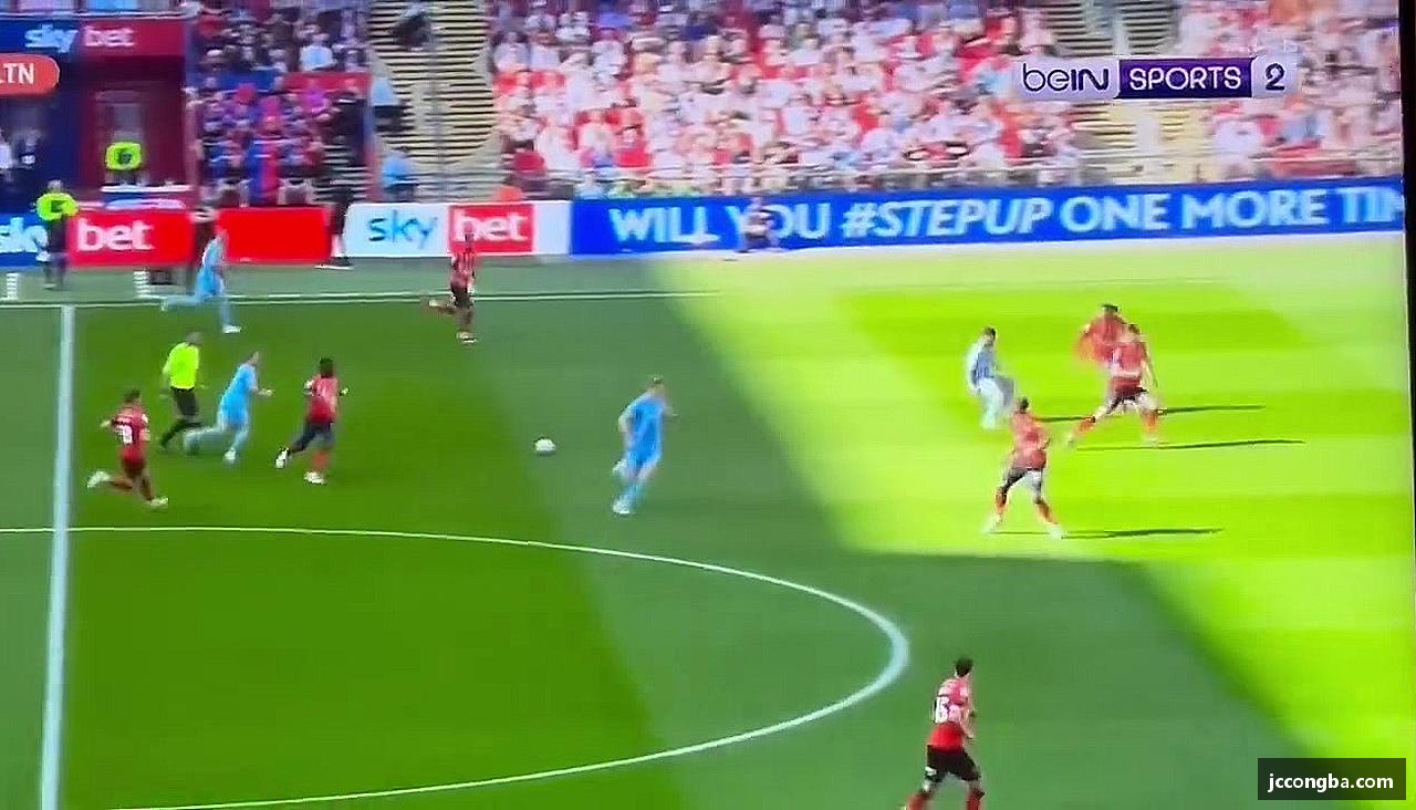 激情点燃，引爆荣耀！